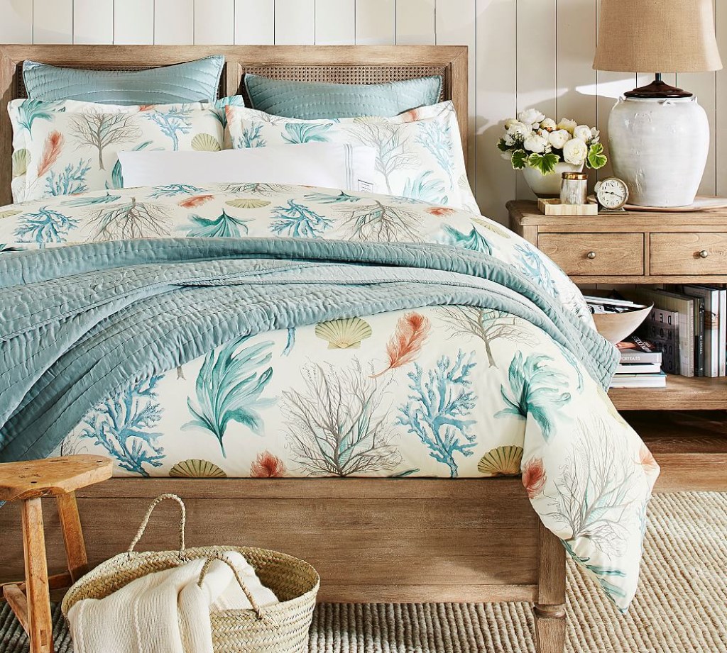 Picture of: Del Mar Coastal Organic Percale Patterned Duvet Cover & Sham